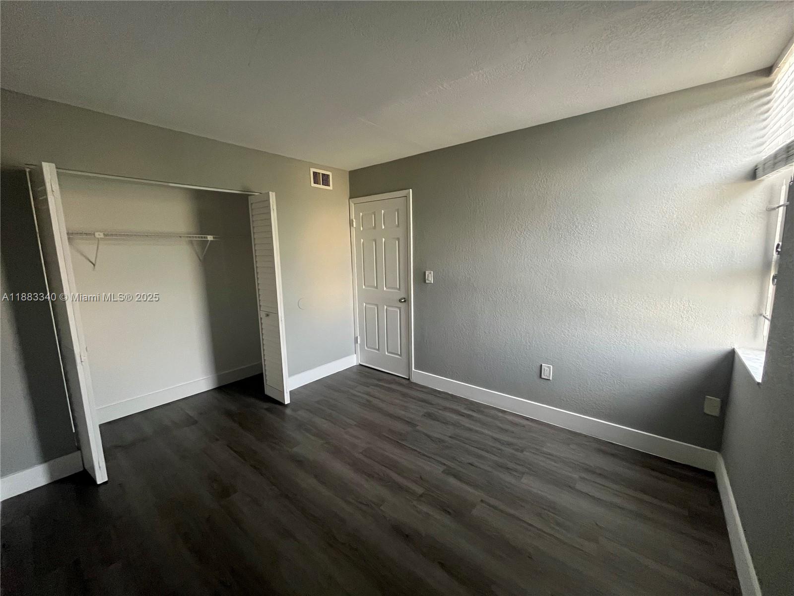 FONTAINEBLEAU GARDENS CON - Residential Lease