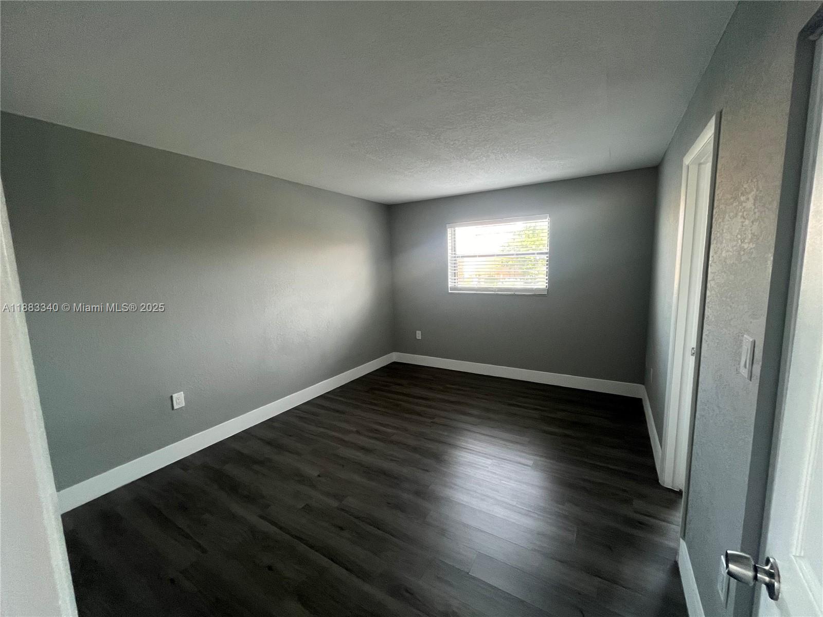 FONTAINEBLEAU GARDENS CON - Residential Lease