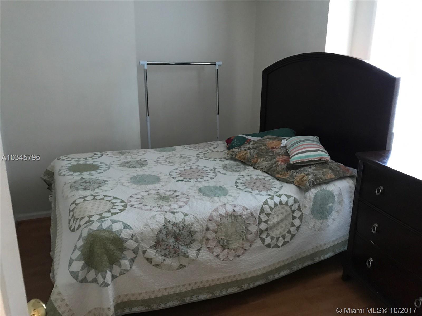 MAINARD MANOR - Residential