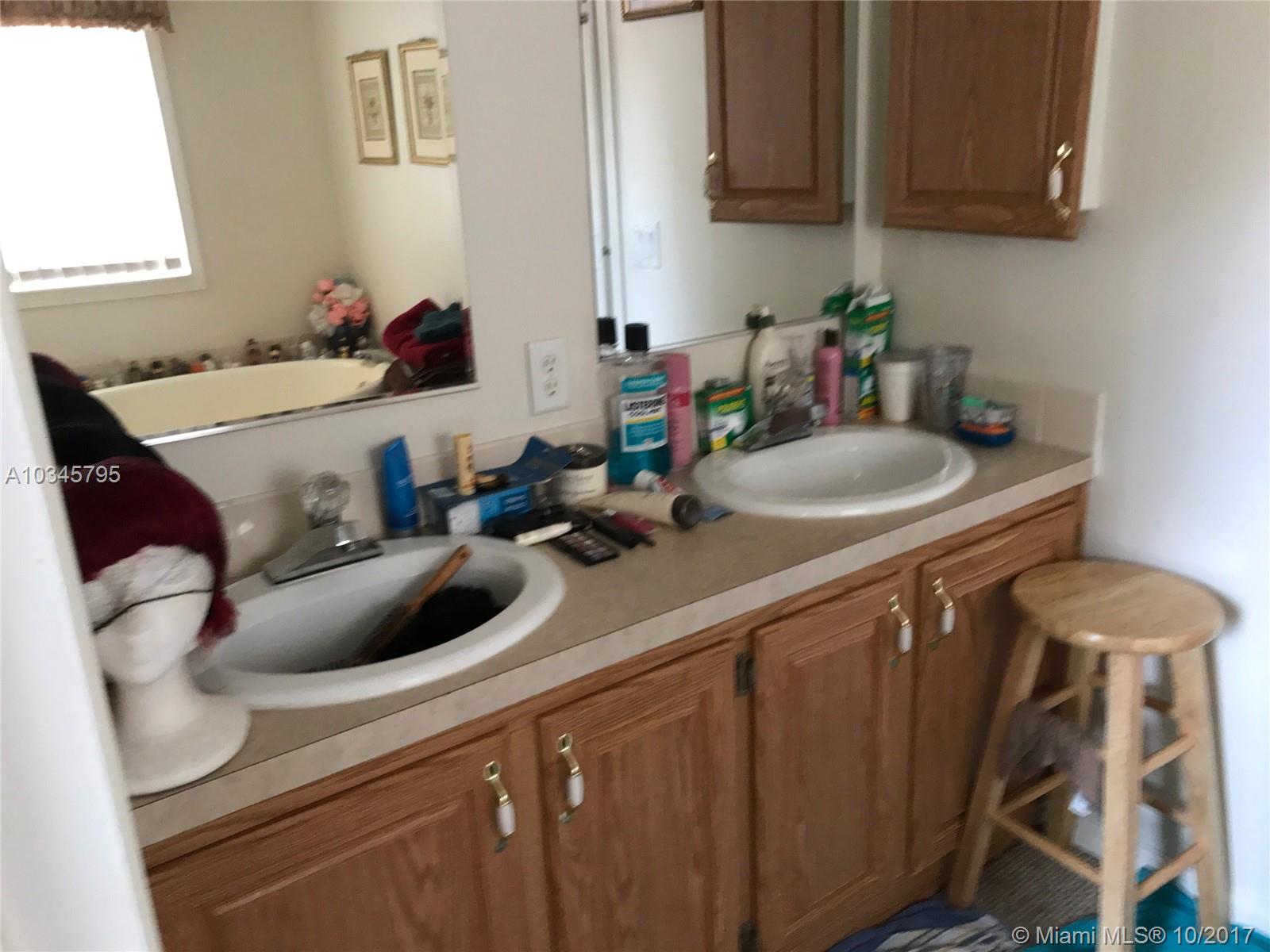 MAINARD MANOR - Residential