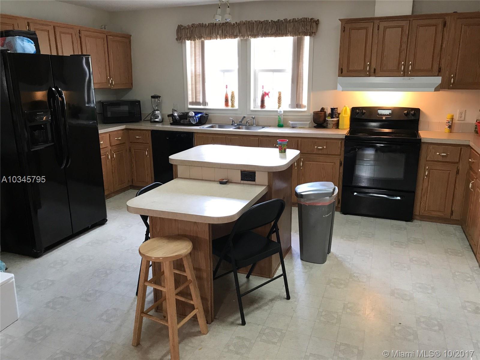 MAINARD MANOR - Residential