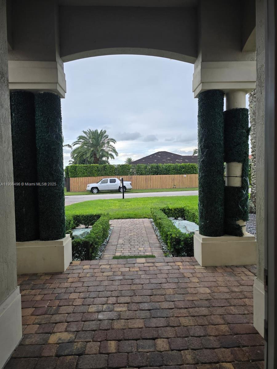 ESTATE MANSIONS 1ST ADDN - Residential