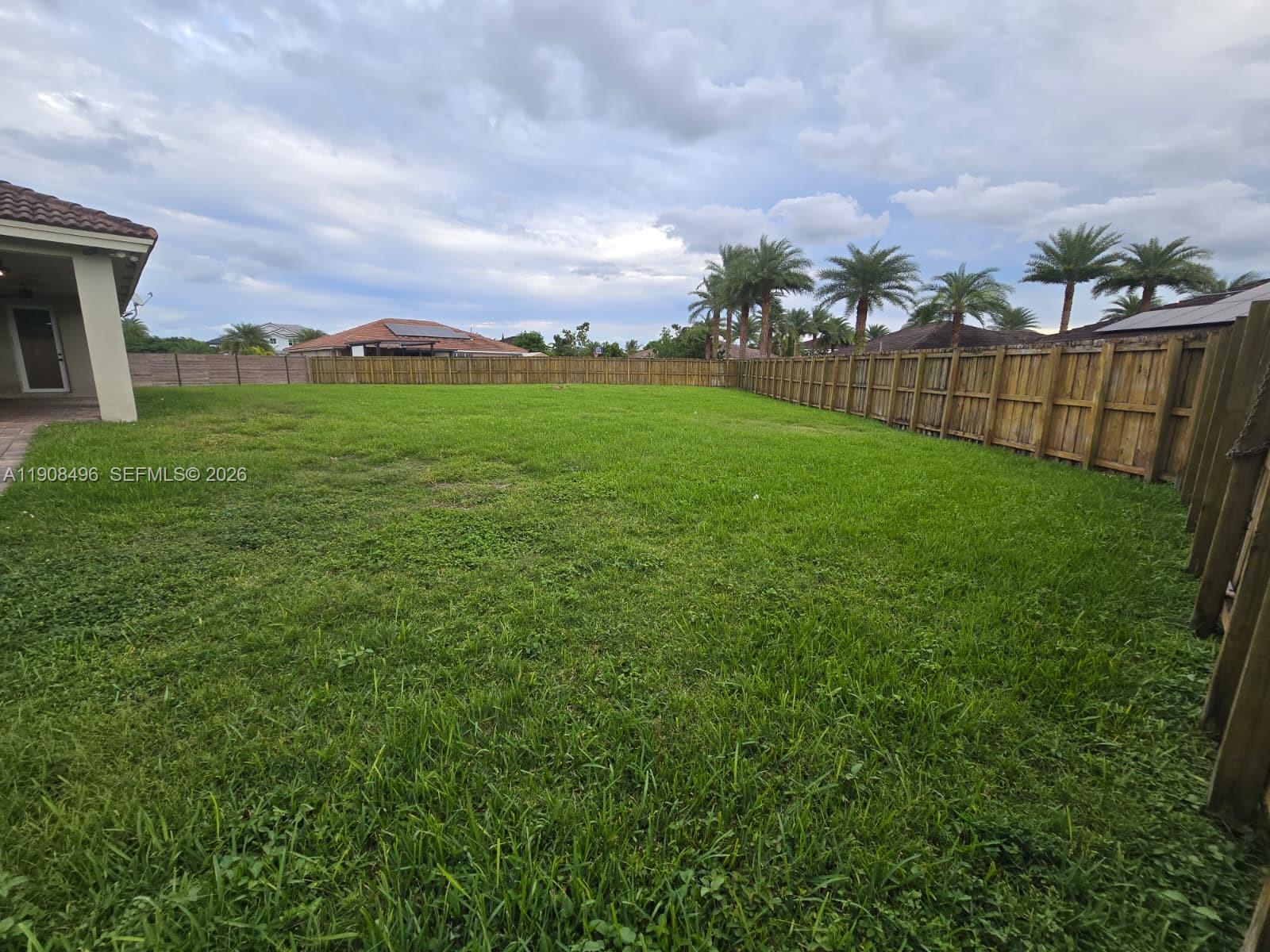 ESTATE MANSIONS 1ST ADDN - Residential