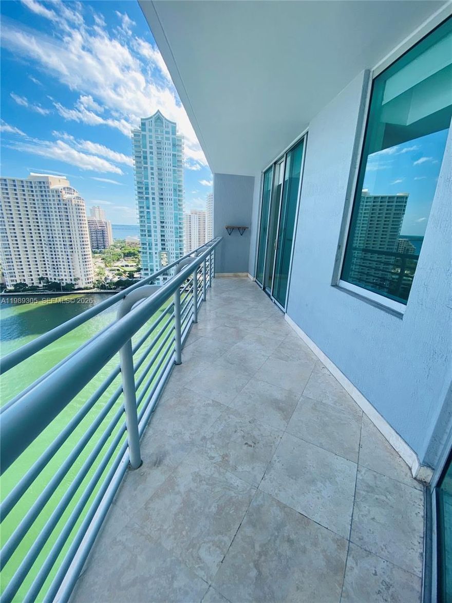 Spectacular waterfront unit located in One Miami. Smart home with electric blinds and AC Unit ran with Alexa. Marble and wooden floors, with excellent direct views of the Bayfront Park and Downtown, since it's a corner unit. Building has 5-star amenities. Walking distance from stores, restaurants and nightlife. Also, minutes from Airport and South Beach.