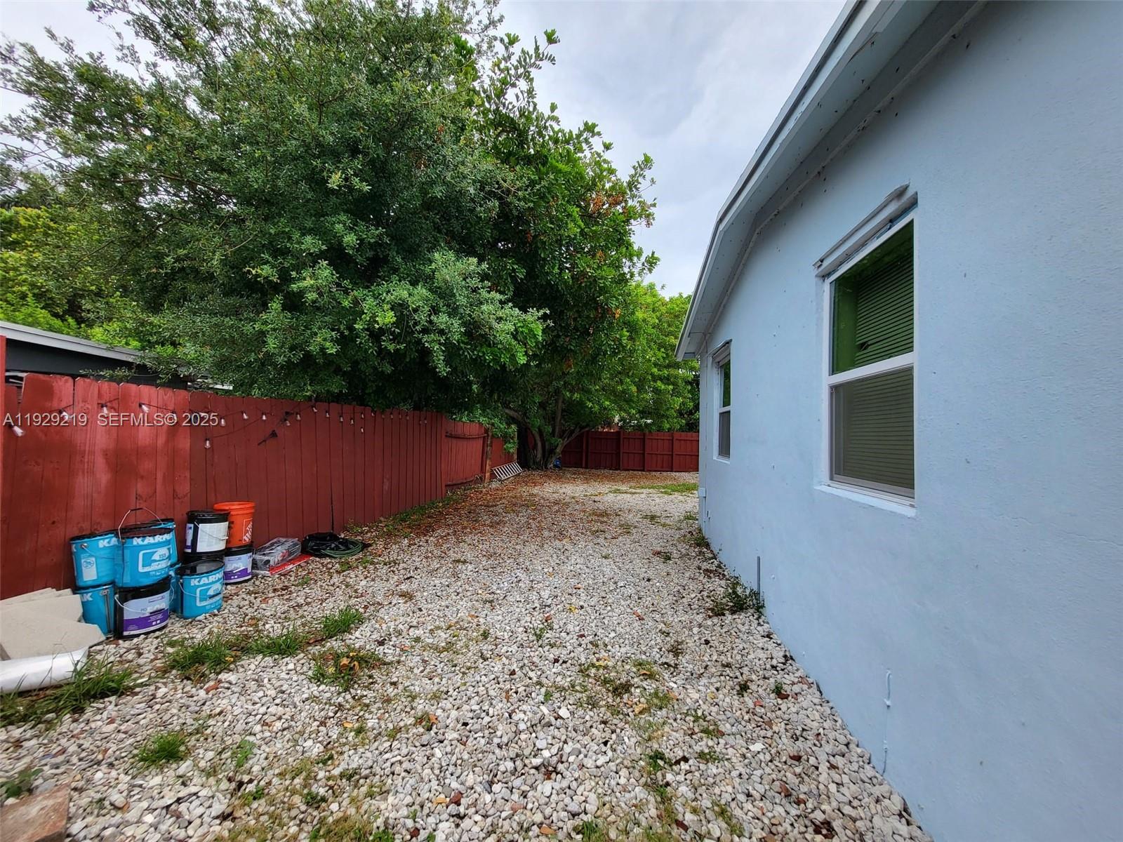 POMPANO BEACH HIGHLANDS - Residential