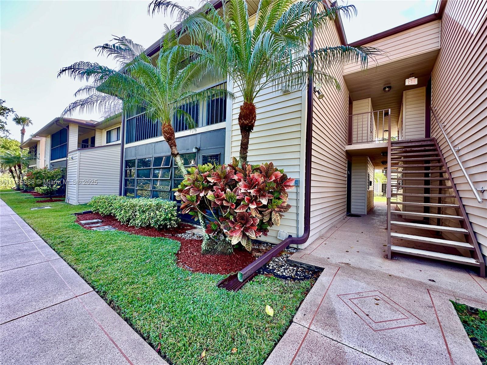 15492 Lakes Of Delray Blvd 205