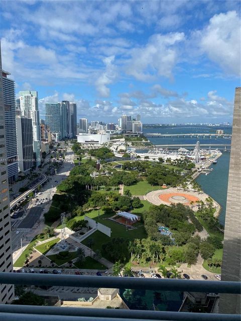  Miami FL 33131