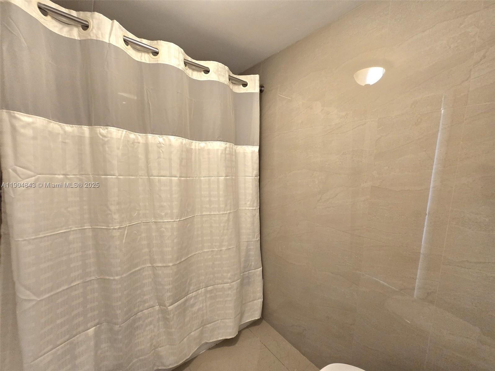 VILLAGE AT DADELAND CONDO - Residential