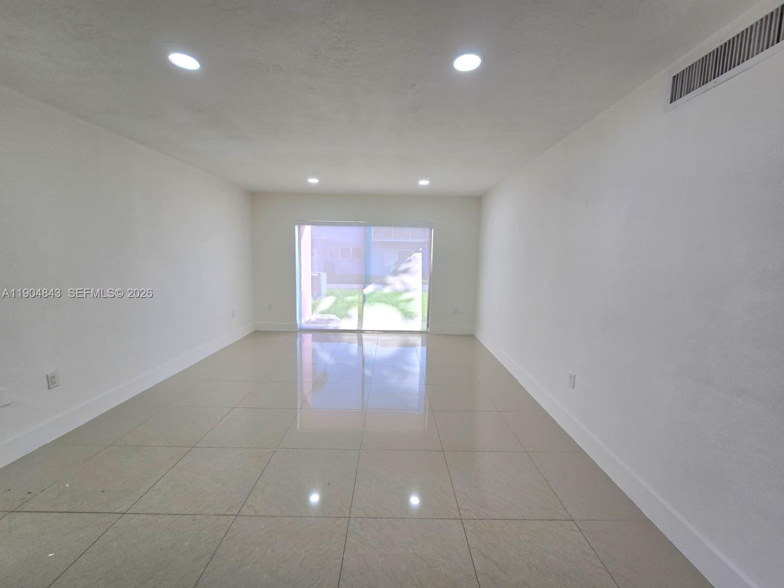 VILLAGE AT DADELAND CONDO - Residential