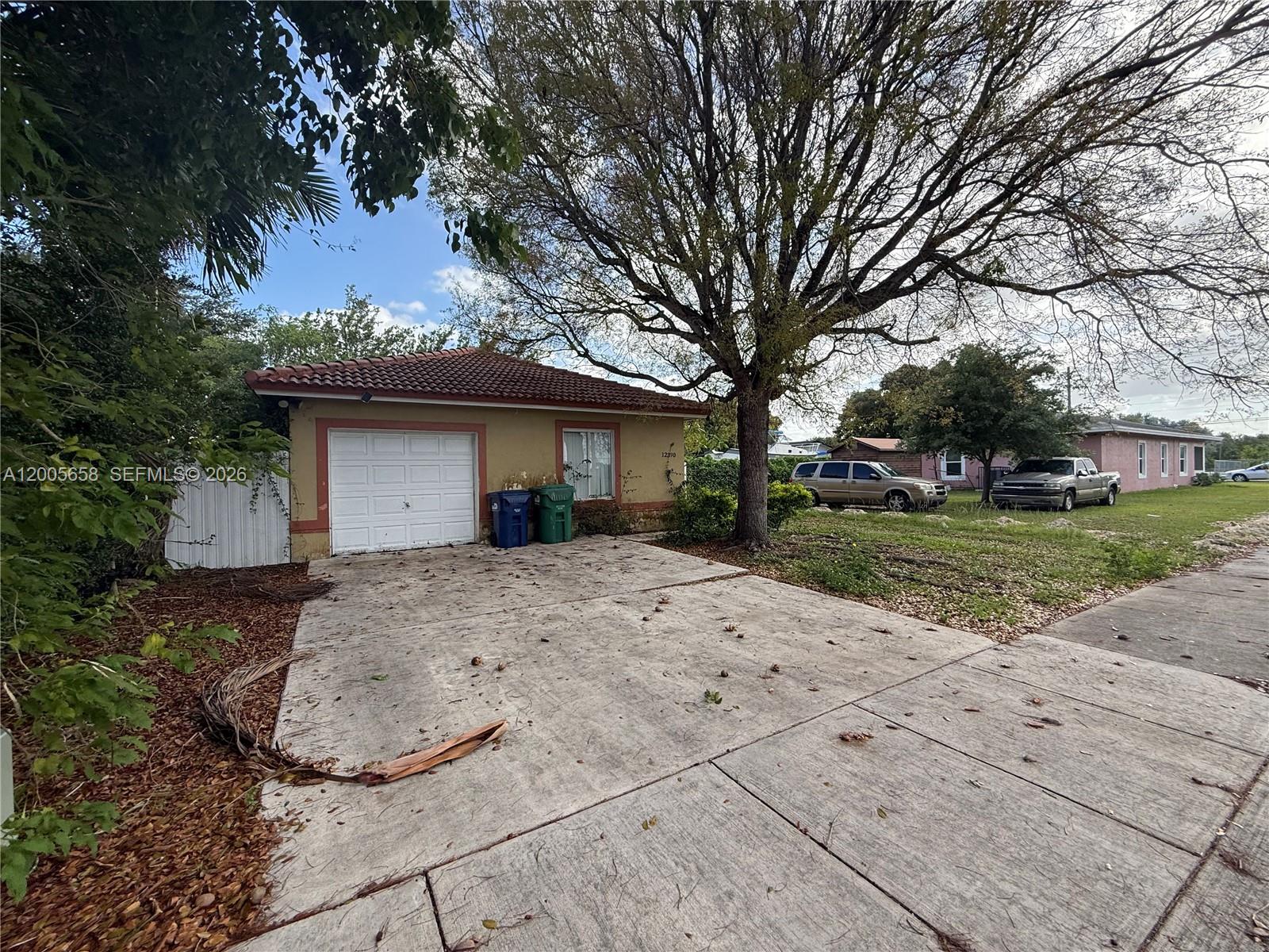 FLAMINGO PARK - Residential