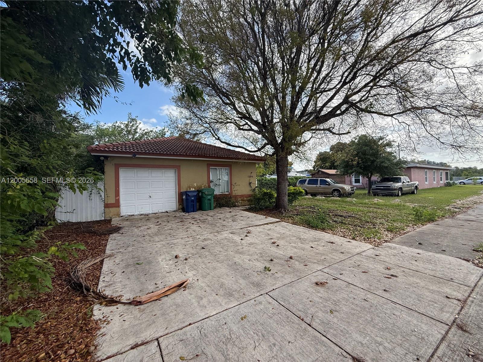 FLAMINGO PARK - Residential