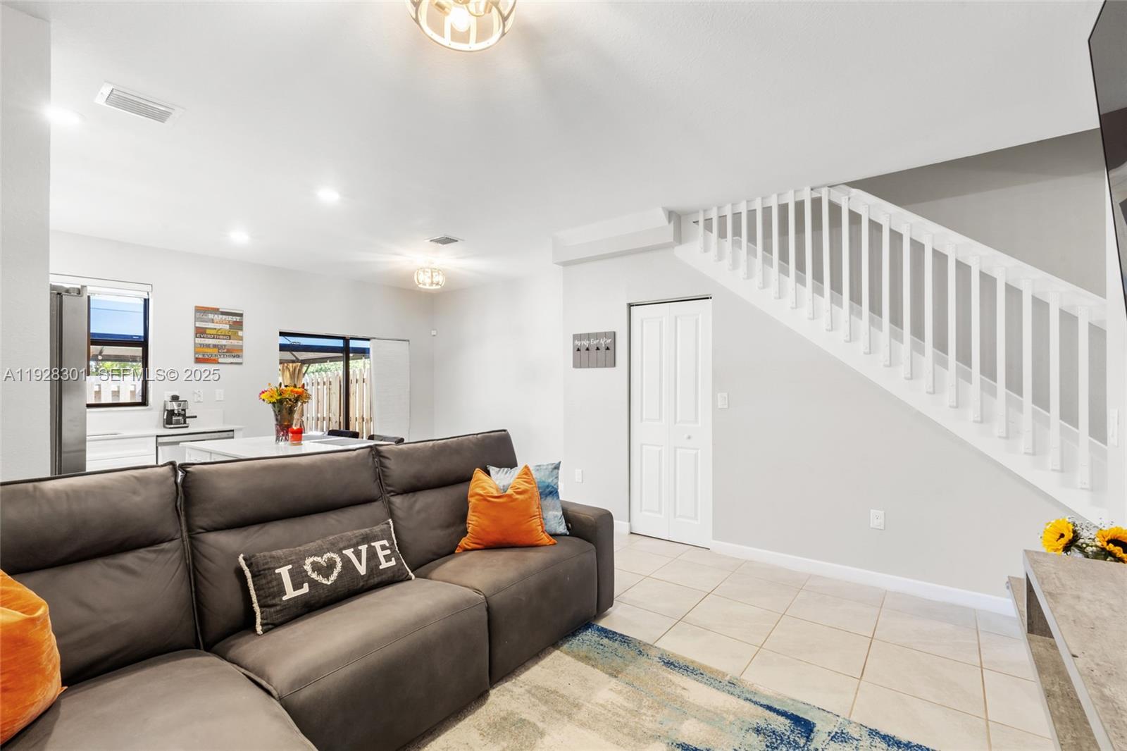 ENCLAVE SOUTH PHASE 2 - Residential