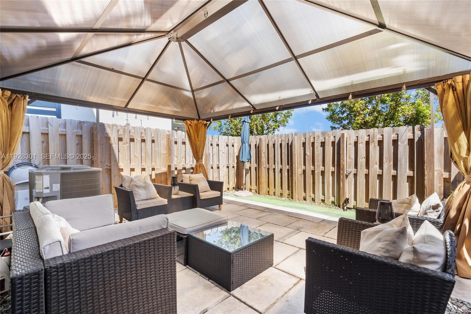 ENCLAVE SOUTH PHASE 2 - Residential