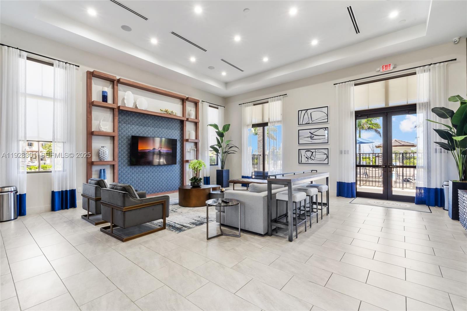 ENCLAVE SOUTH PHASE 2 - Residential