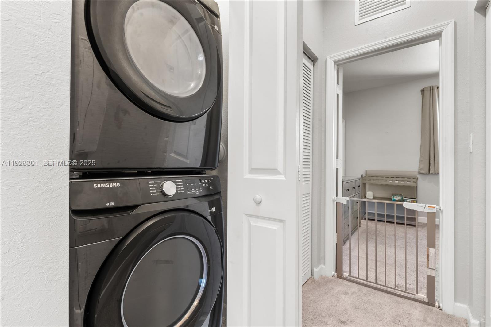 ENCLAVE SOUTH PHASE 2 - Residential