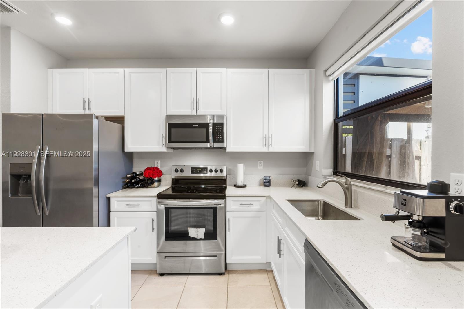 ENCLAVE SOUTH PHASE 2 - Residential