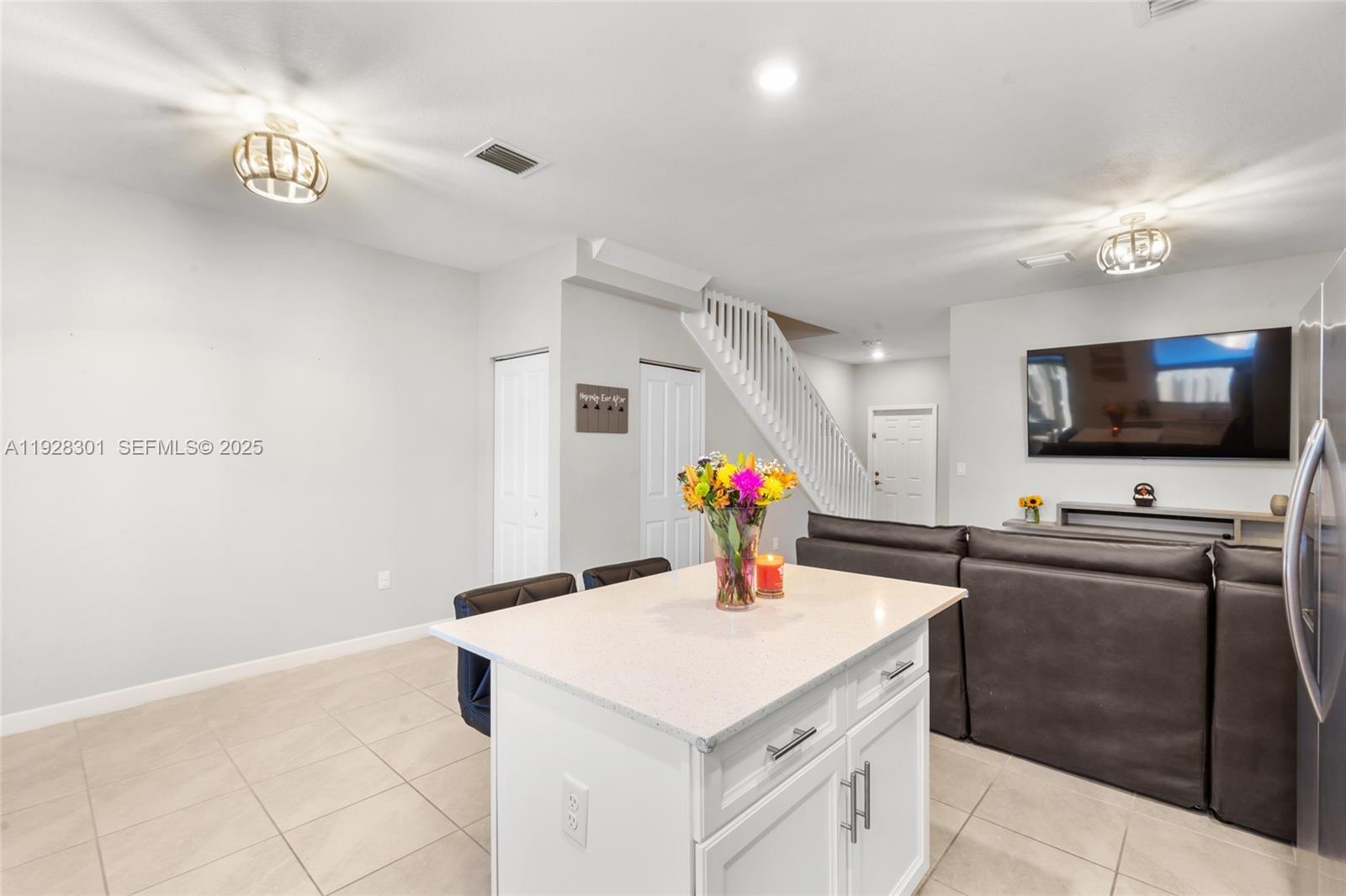 ENCLAVE SOUTH PHASE 2 - Residential