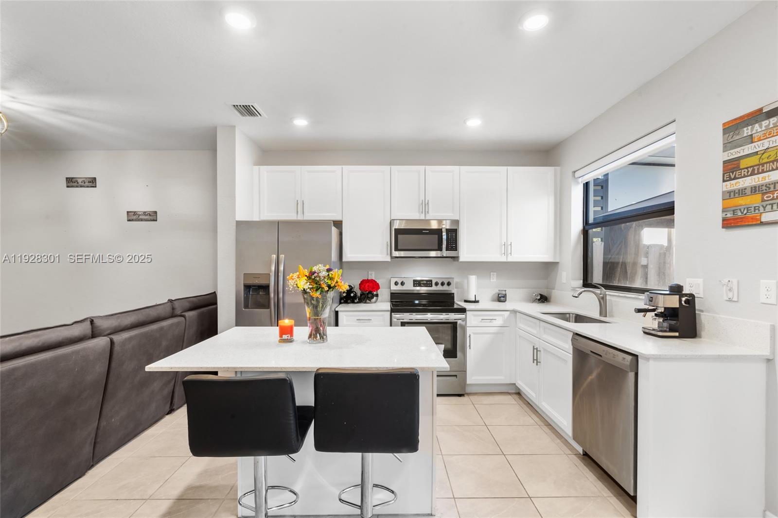 ENCLAVE SOUTH PHASE 2 - Residential