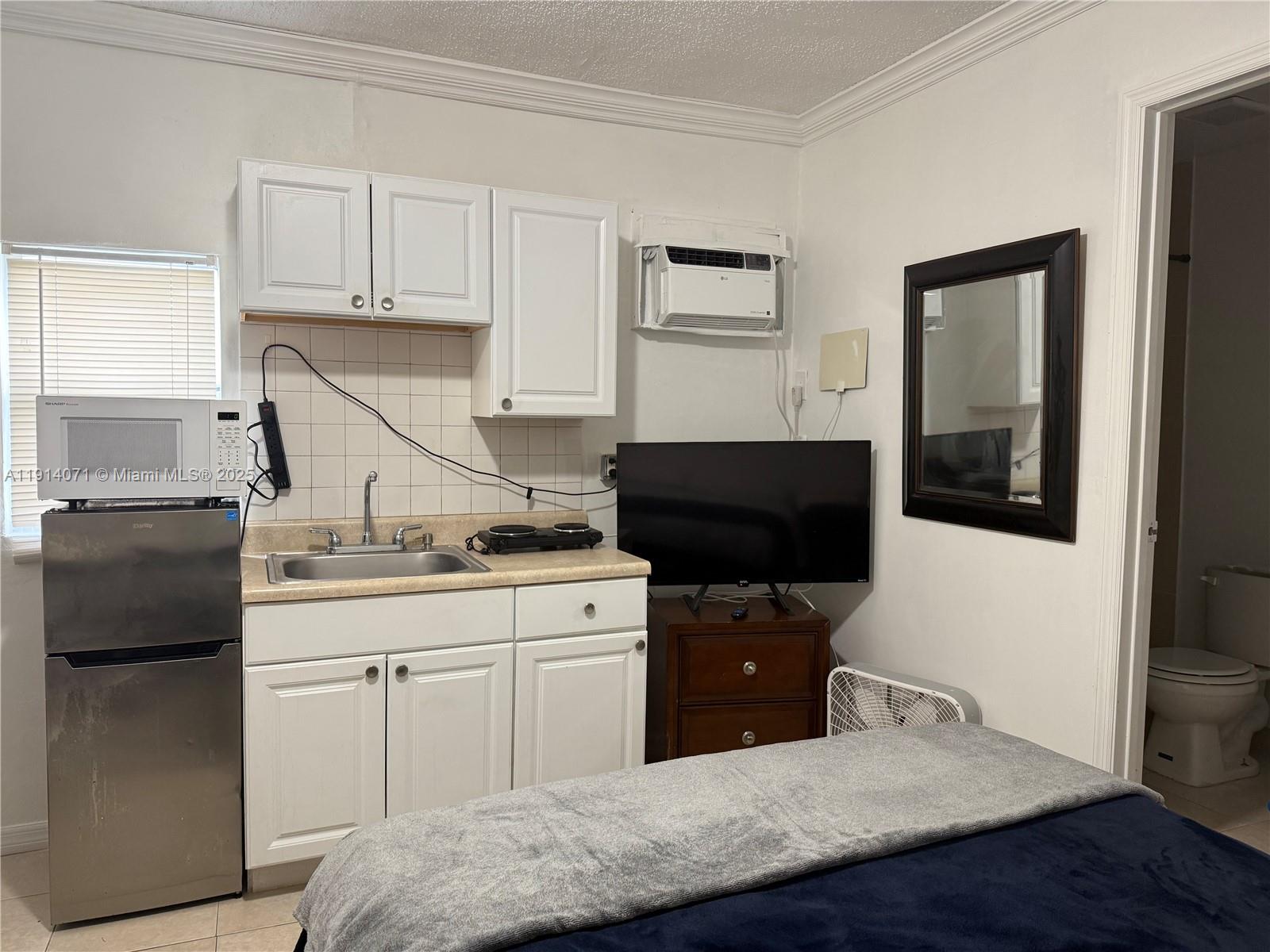 VILLA MALAGA - Residential Lease