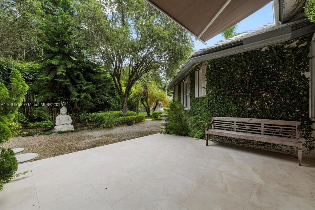 listing image 83