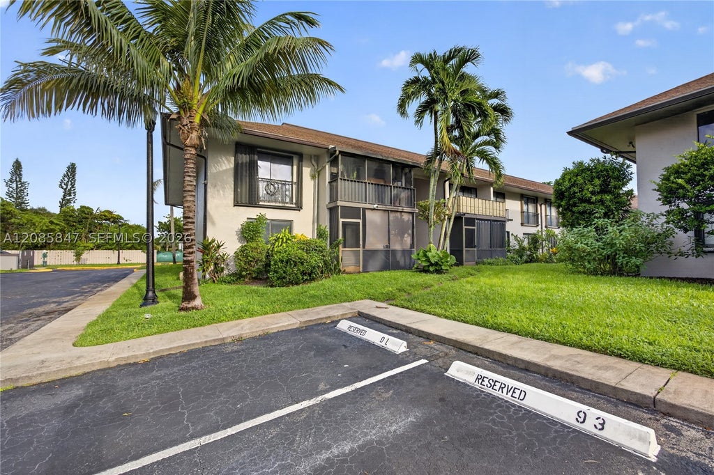 Photo of 5767 Washington St #F22, Hollywood, FL 33023 (MLS # A12085847)