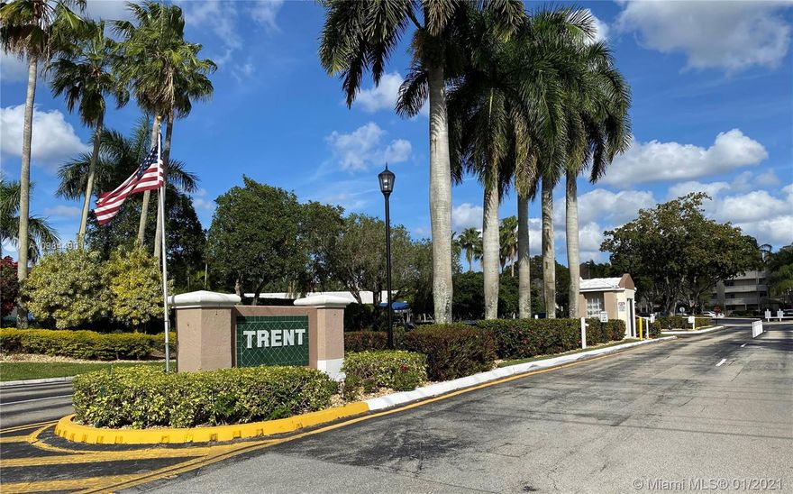 Kings Point Tamarac! Gated community. Ceramic floors throughout, plenty of closet space, very clean, very bright, washer and dryer in the unit. Priced to sell. Elevated building. One person must be 55+. This is a MUST SEE property in the Trent Community. Bus service to shopping and incredible community activities. 2500 seat theater, fitness room, outdoor and indoor pools, sauna, ceramics, billiards, card rooms, great entertainers many clubs to choose from. Too much to list. HOA requires 675 credit or better. Association takes 45 days for approval.