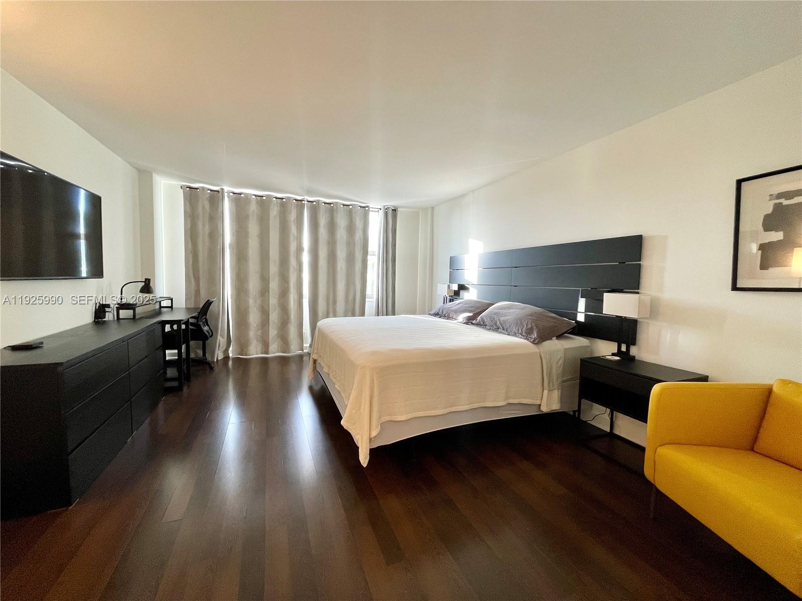 THE BELMONT CONDO - Residential Lease