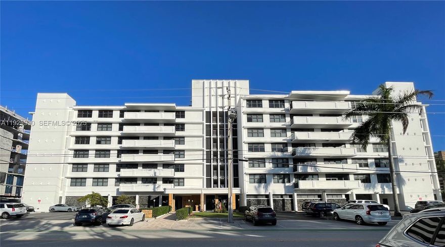 Fully furnished and move-in ready! This spacious 2-bedroom, 2-bath condo is located in a beautiful maintained waterfront building in Bay Harbor Islands. Enjoy an open layout, abundant natural light, and tasteful furnishings throughout. 1 Assigned parking space plus guest parking, waterfront swimming pool, 24/7 doorman, paddle-board/kayak launch. Walking distance to top-rated schools, restaurants, shops and more. 
Minimum 6 months lease or full 1 year lease.