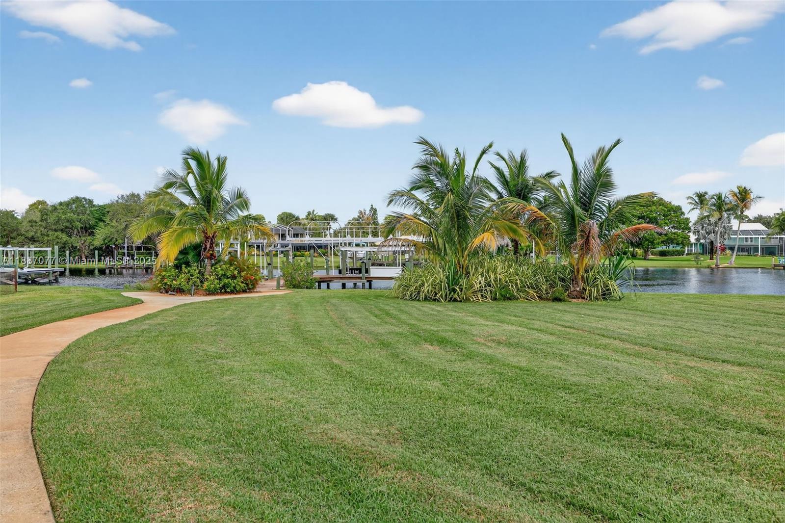 VIKINGS LOOKOUT PHASE I - Residential