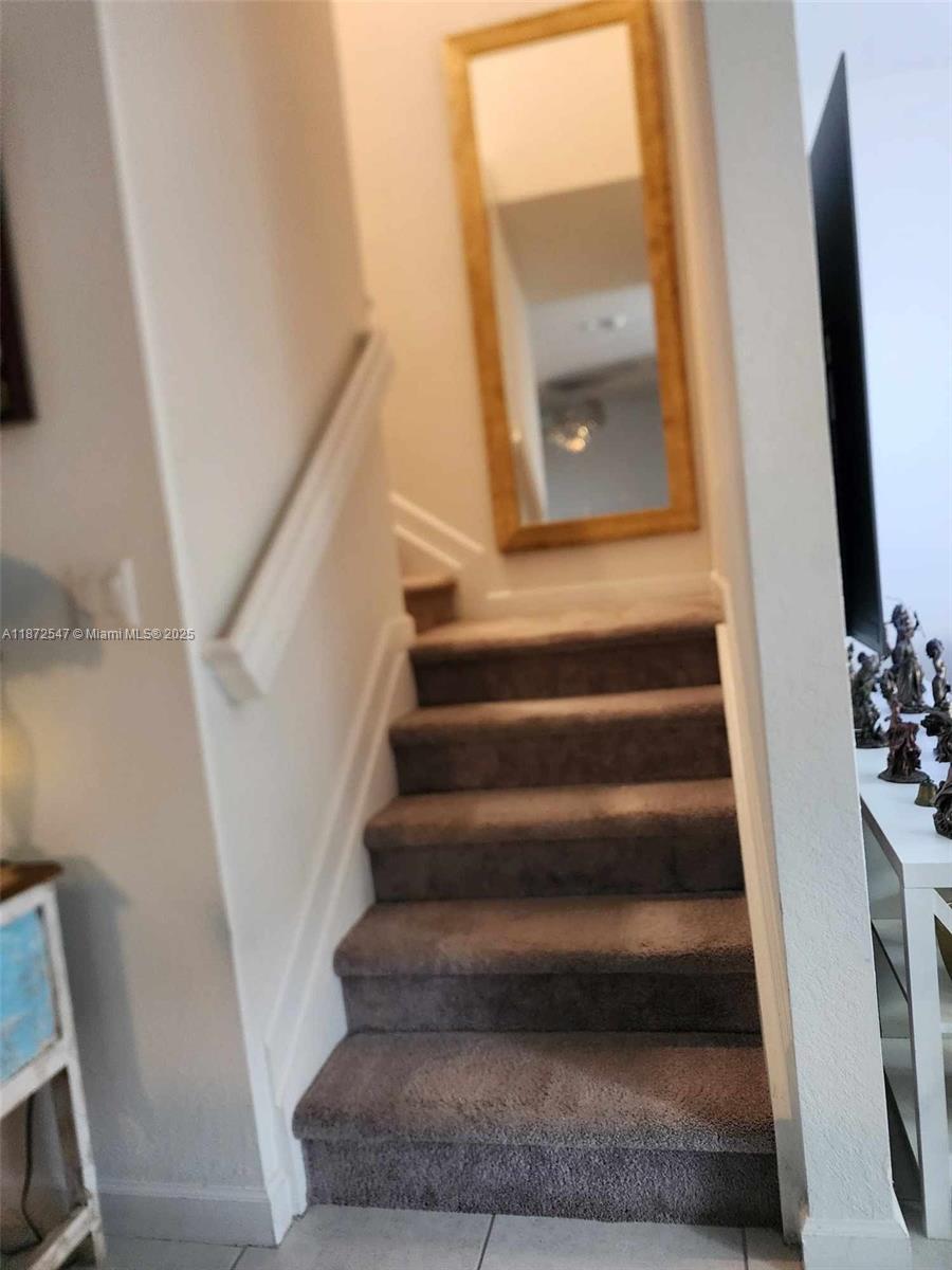 KENDALL ASSEMBLAGE - Residential