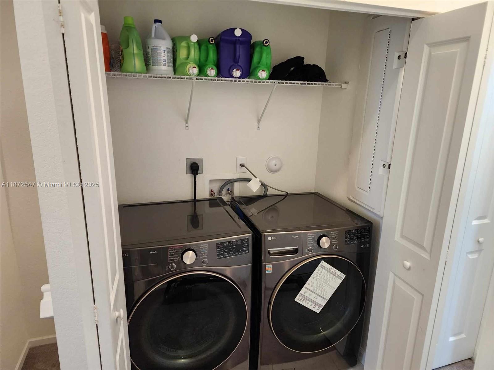 KENDALL ASSEMBLAGE - Residential