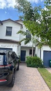 KENDALL ASSEMBLAGE - Residential