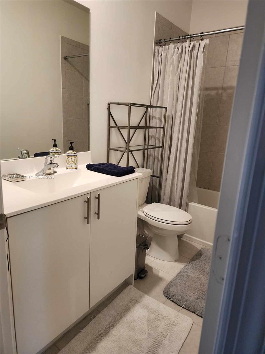 KENDALL ASSEMBLAGE - Residential