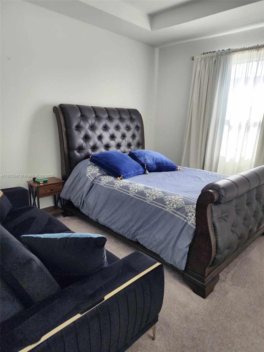 KENDALL ASSEMBLAGE - Residential