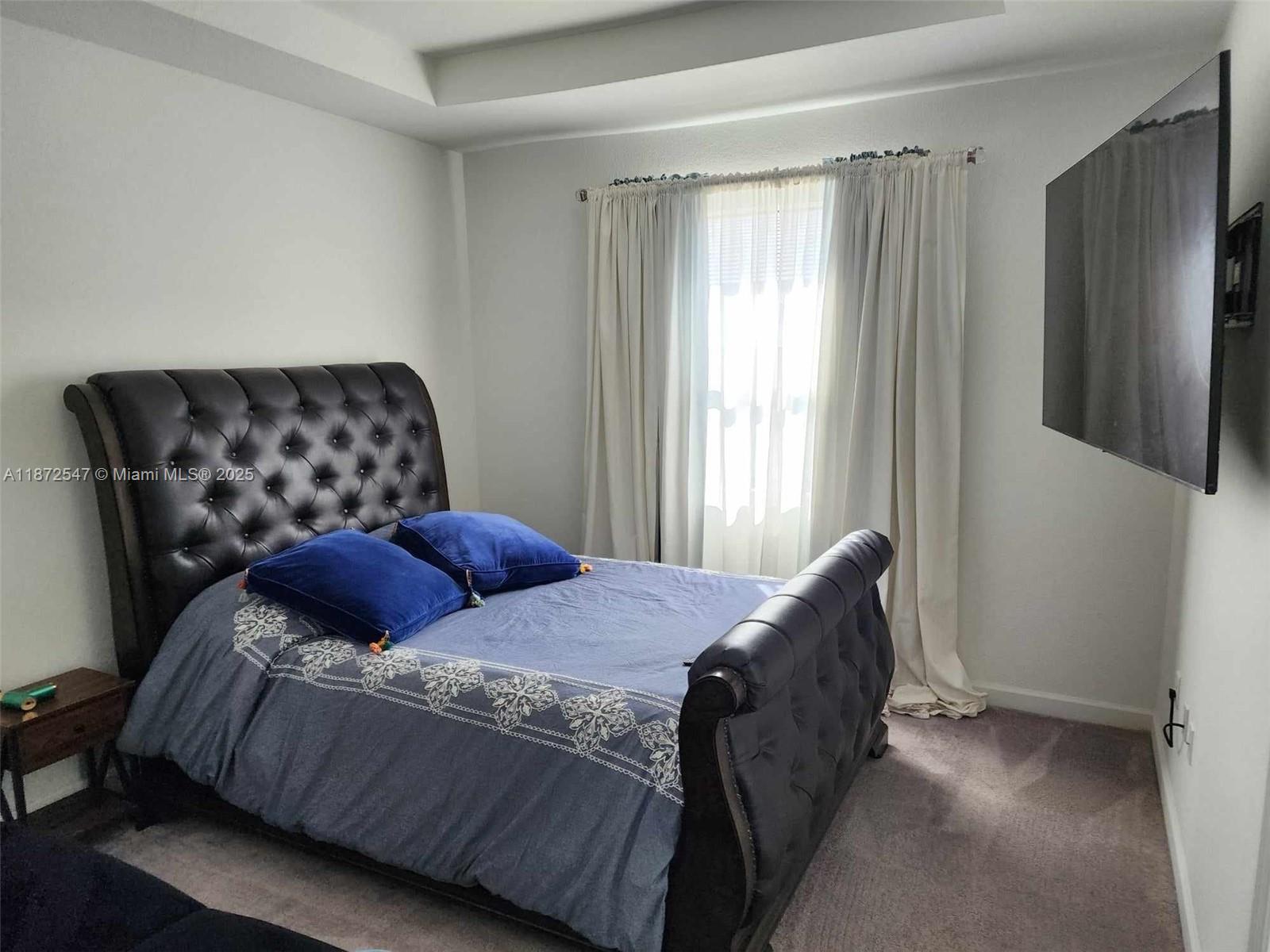 KENDALL ASSEMBLAGE - Residential