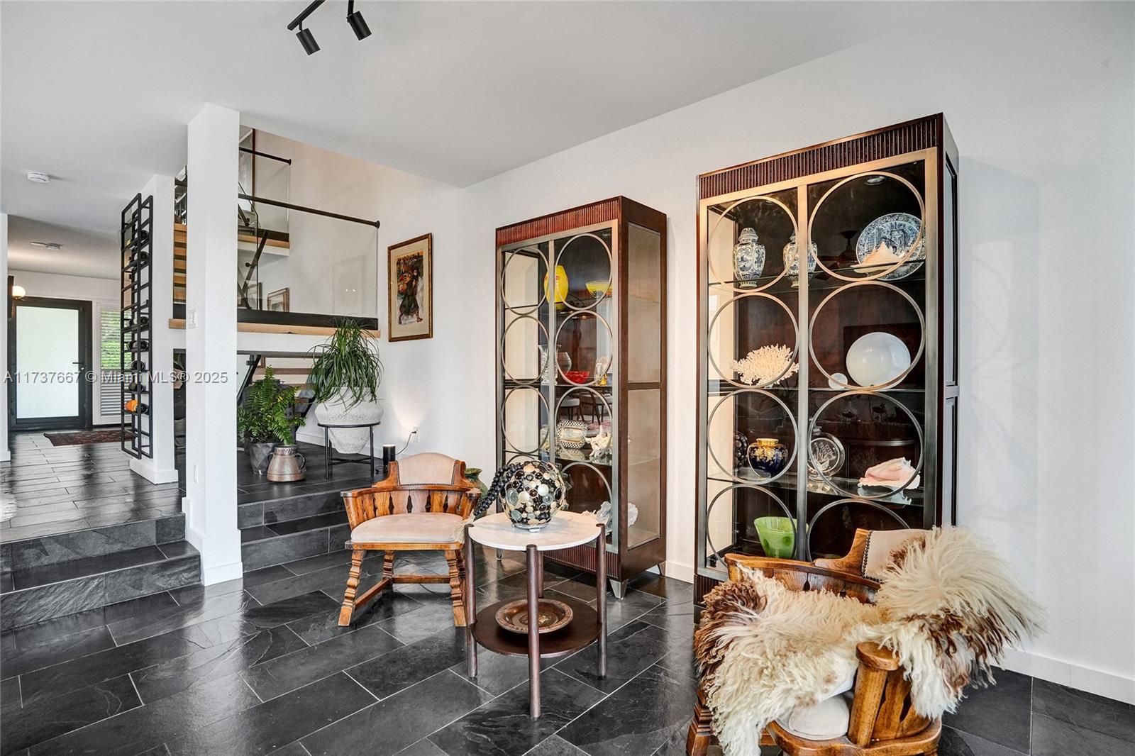 TOWNHOUSES AT HARBOR BEAC - Residential