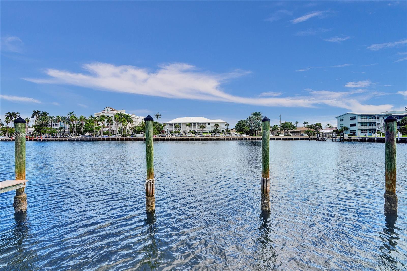 TOWNHOUSES AT HARBOR BEAC - Residential