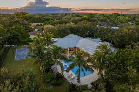 A home in Pinecrest