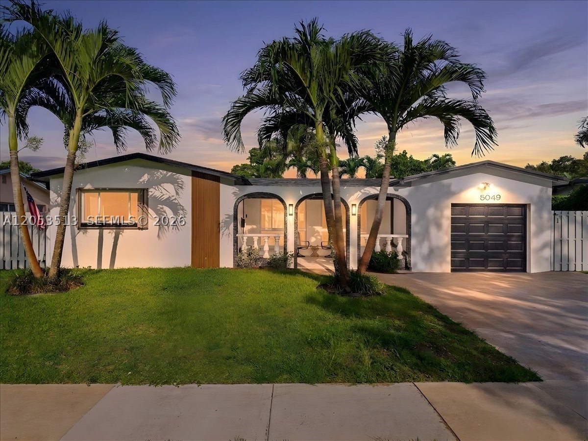 5049 SW 88th Ter