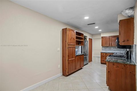 Single Family Residence in Sunrise FL 8361 21st Ct 28.jpg