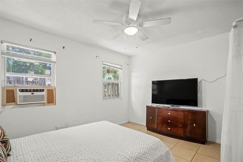 Single Family Residence in Sunrise FL 8361 21st Ct 47.jpg