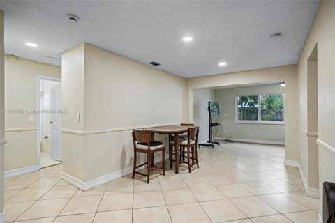 Single Family Residence in Sunrise FL 8361 21st Ct 7.jpg