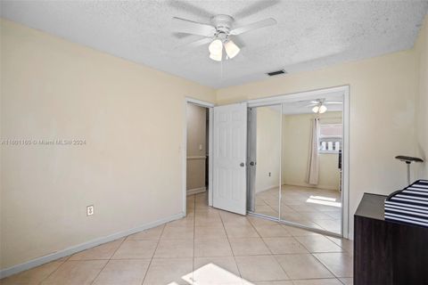 Single Family Residence in Sunrise FL 8361 21st Ct 36.jpg