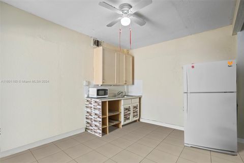 Single Family Residence in Sunrise FL 8361 21st Ct 42.jpg