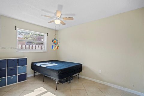 Single Family Residence in Sunrise FL 8361 21st Ct 29.jpg