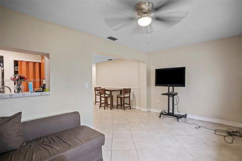 Single Family Residence in Sunrise FL 8361 21st Ct 15.jpg