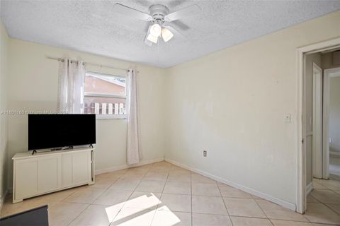 Single Family Residence in Sunrise FL 8361 21st Ct 35.jpg