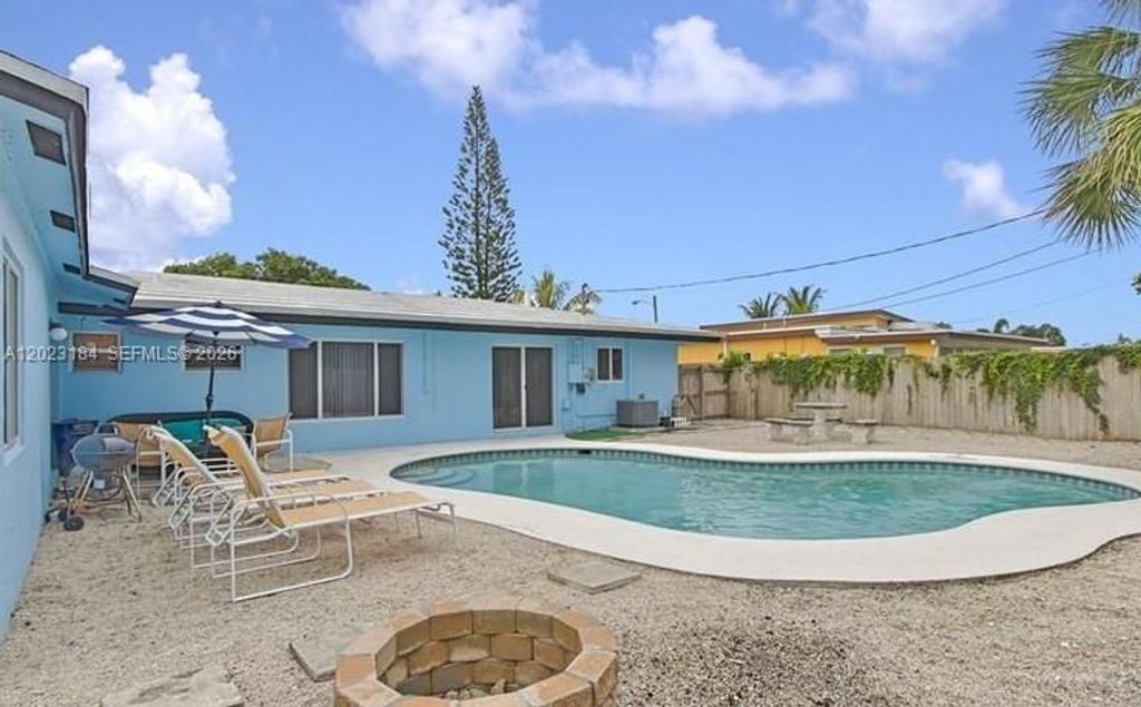 Photo of 3837 NE 17th Ave, Pompano Beach, FL 33064 (MLS # A12023184)