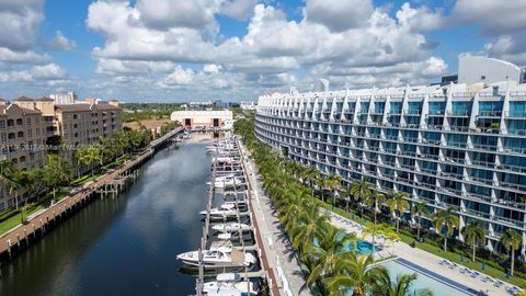 Photo of 2950 NE 188th St #315, Aventura, FL 33180 (MLS # A11862617)