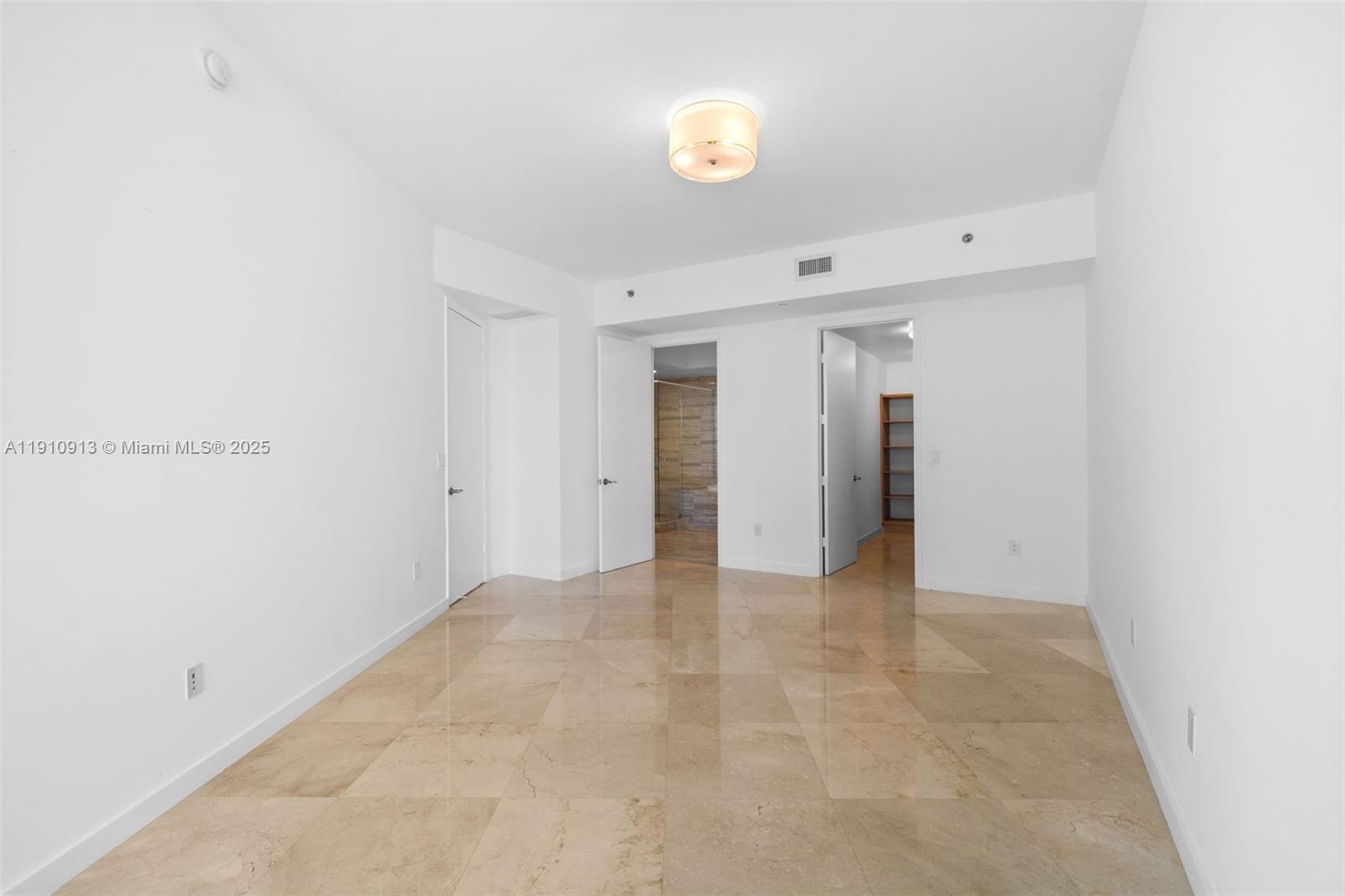 TDR TOWER I CONDO - Residential Lease